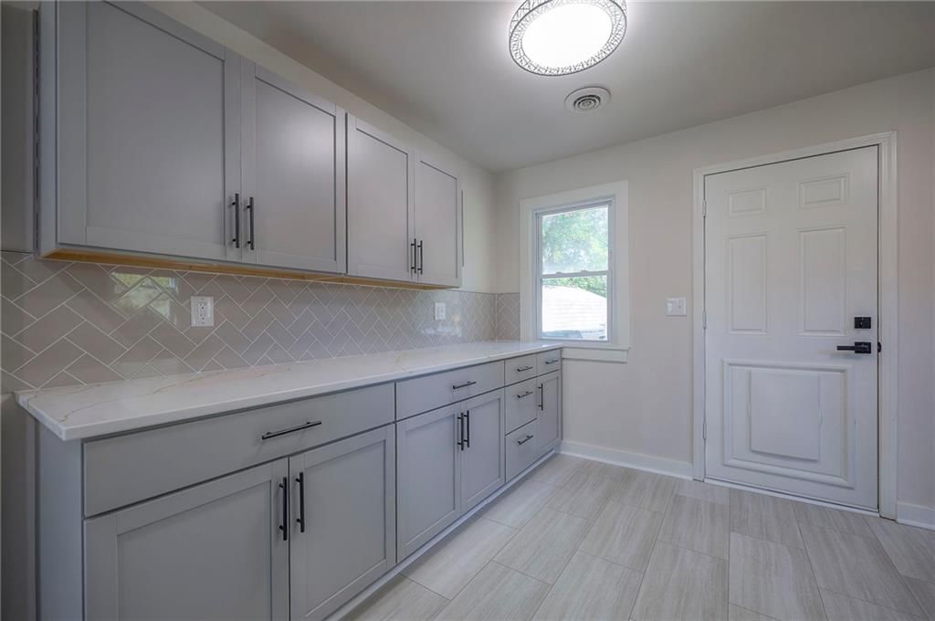 4011 NE Kelsey Road — photo 4