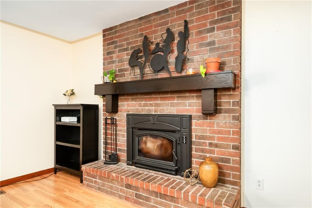 423 W 17th Street — photo 9