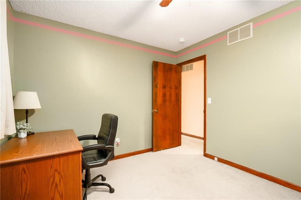 423 W 17th Street — photo 17