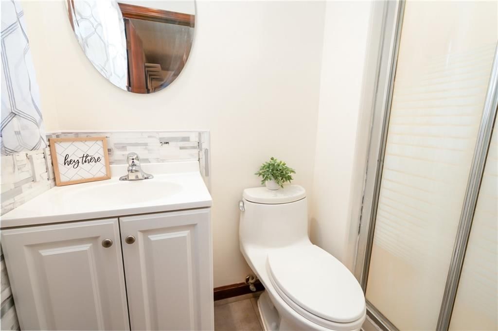423 W 17th Street — photo 21