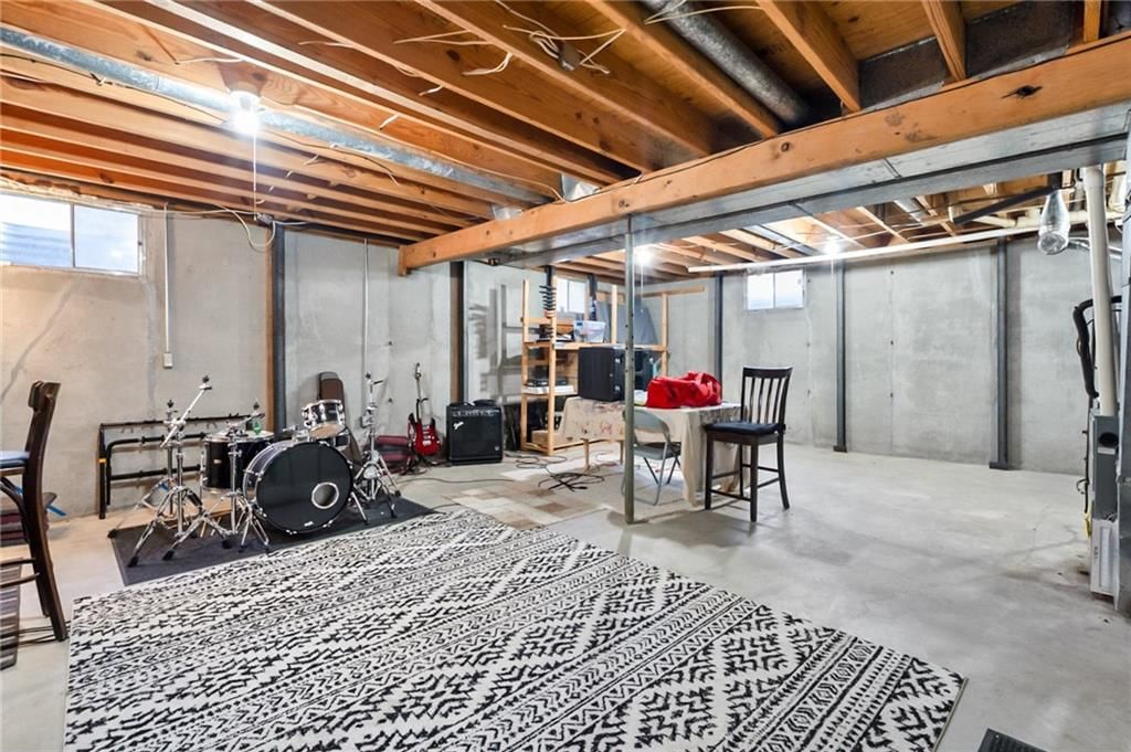 423 W 17th Street — photo 30