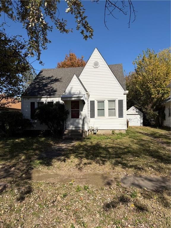3027 Washington Avenue, Parsons, KS