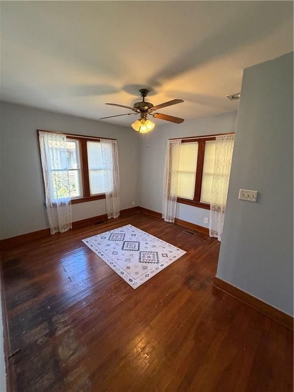 3027 Washington Avenue — photo 11