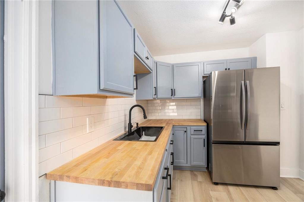 5111 Kimball Avenue — photo 10