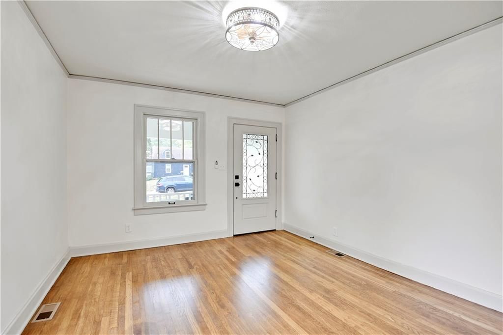 5809 Woodward Street — photo 10