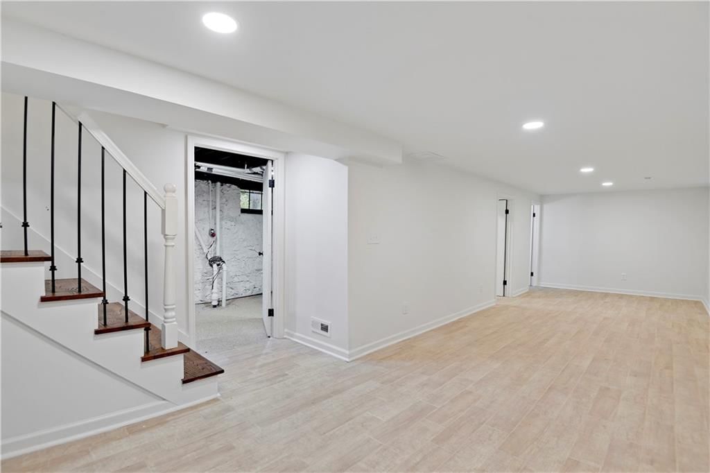 5809 Woodward Street — photo 19
