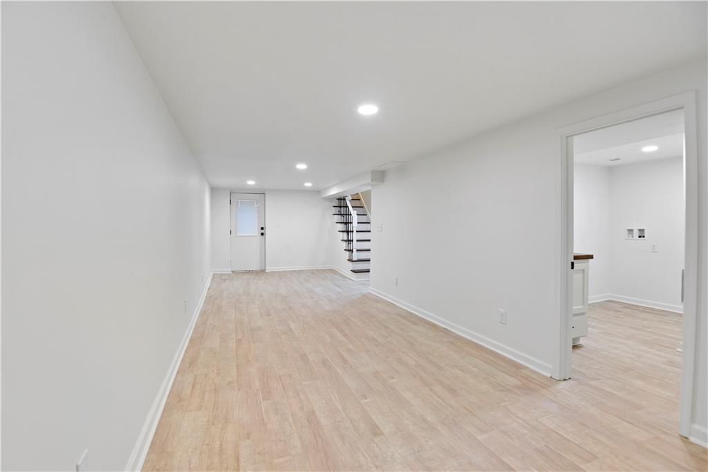 5809 Woodward Street — photo 20