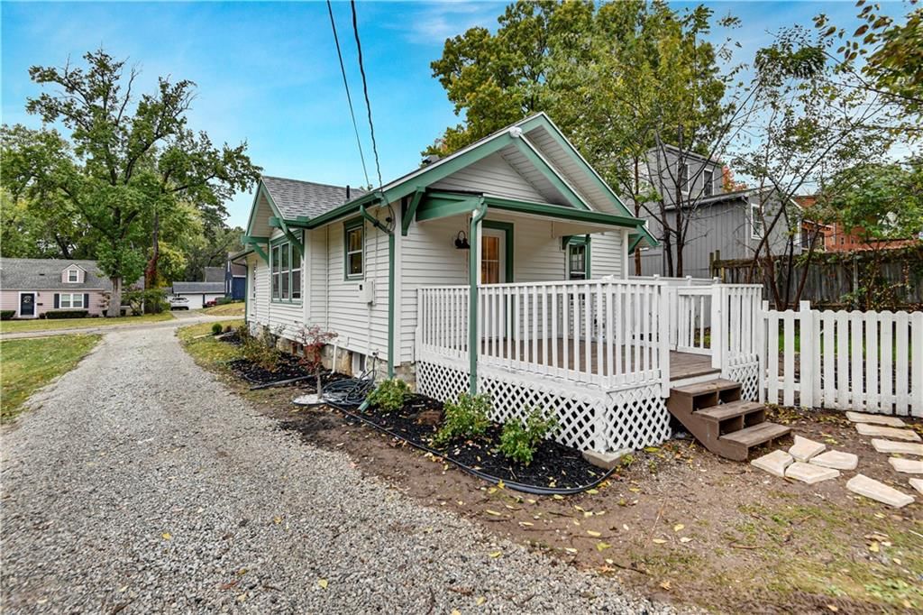 5809 Woodward Street — photo 29