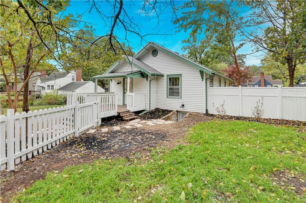 5809 Woodward Street — photo 30