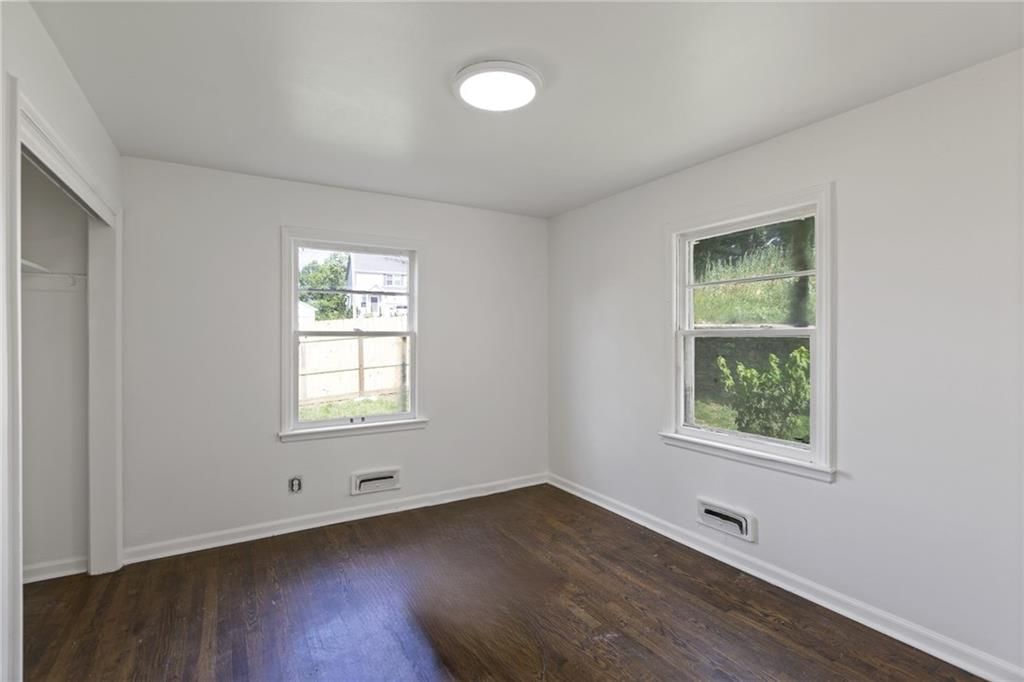 4216 Merriam Drive — photo 11