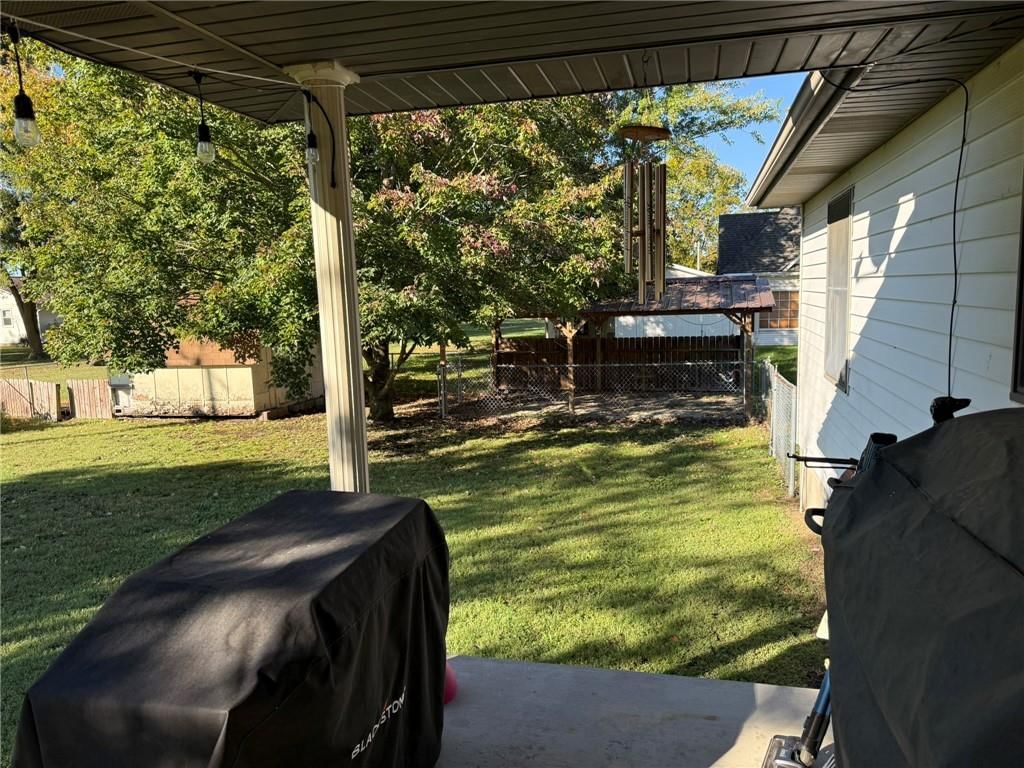300 W Main Street — photo 17