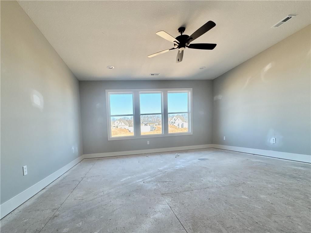 12740 NW Larkspur Lane — photo 11