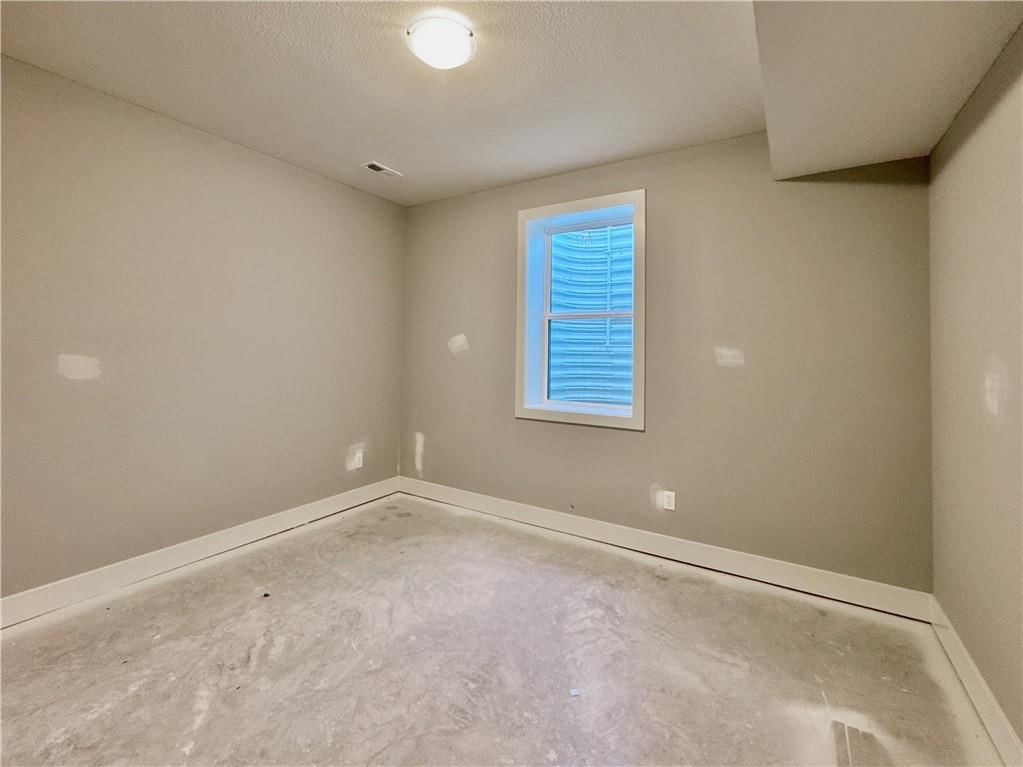 12740 NW Larkspur Lane — photo 20