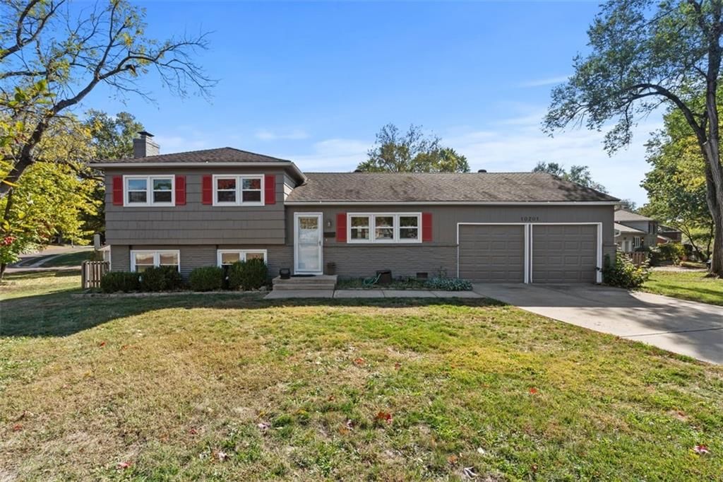 10201 DEARBORN Drive — photo 2