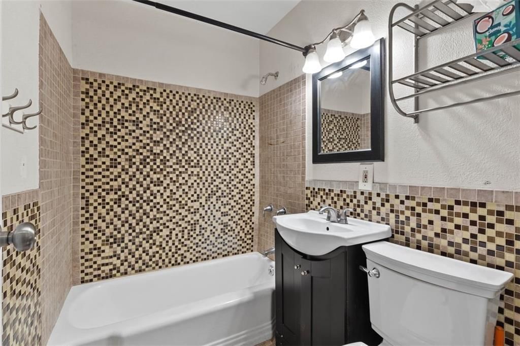 10201 DEARBORN Drive — photo 9