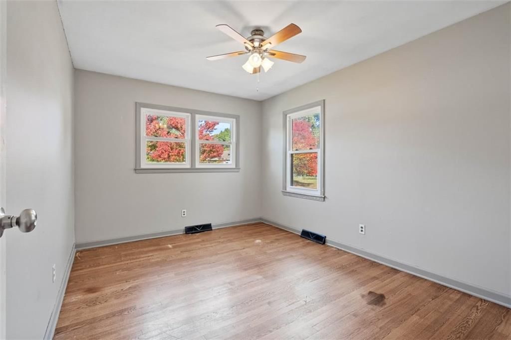 10201 DEARBORN Drive — photo 10