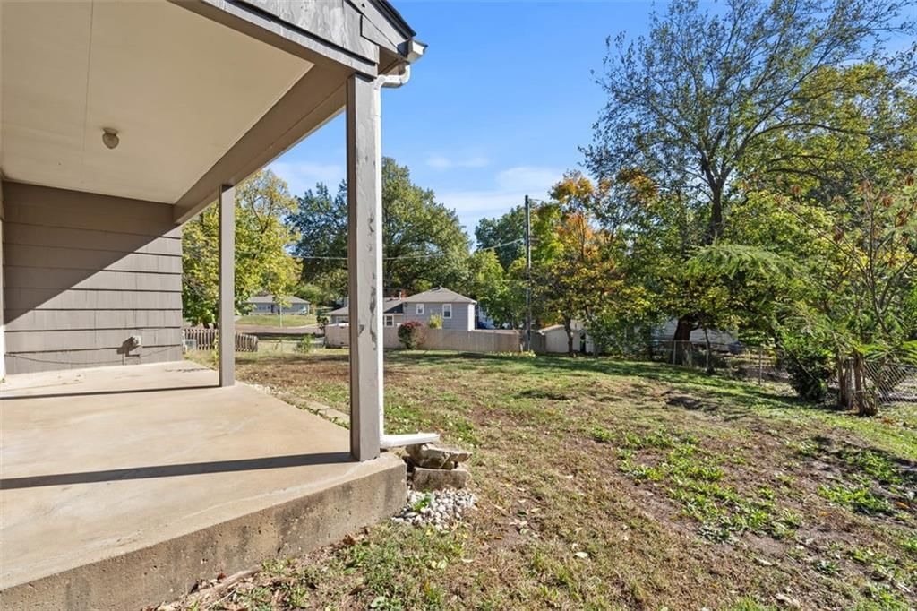 10201 DEARBORN Drive — photo 16