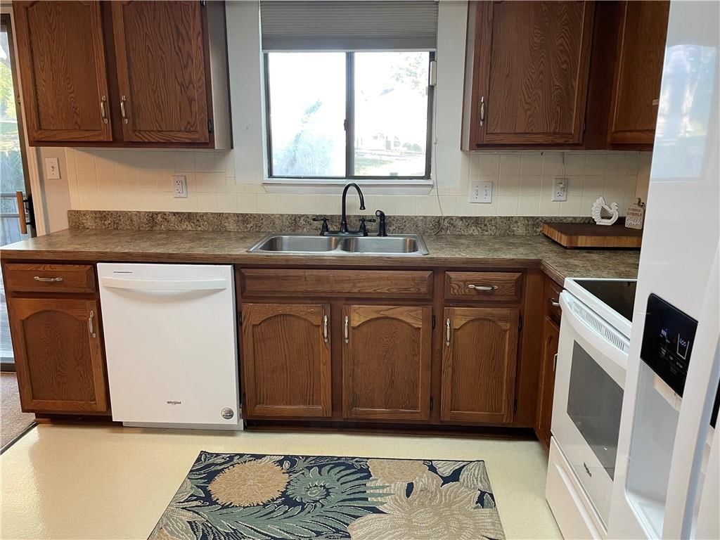 5776 N Anita Avenue — photo 10