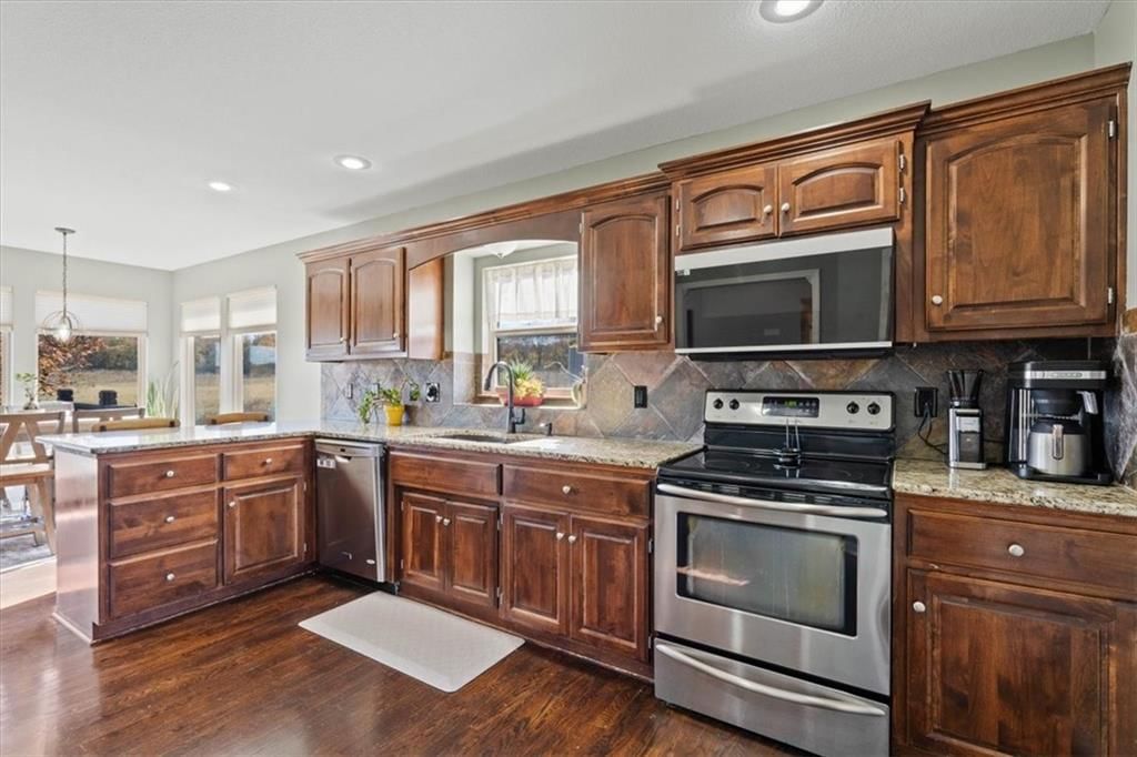 1001 SW Powell Drive — photo 11