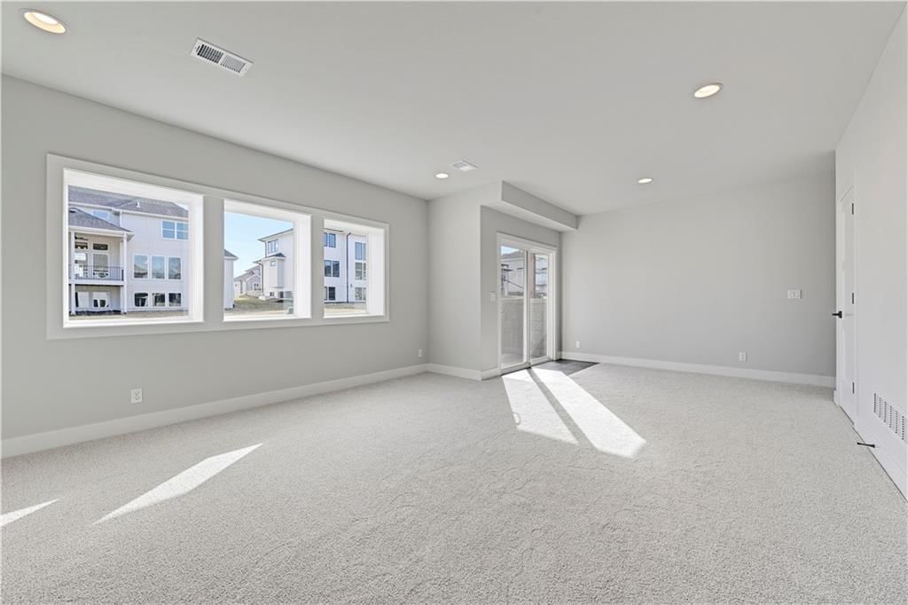 15351 W 161st Street — photo 29