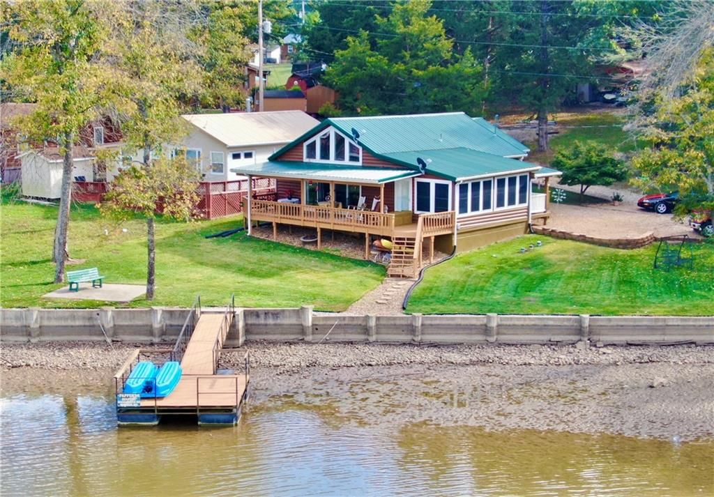25433 Rustic Road, Warsaw, MO