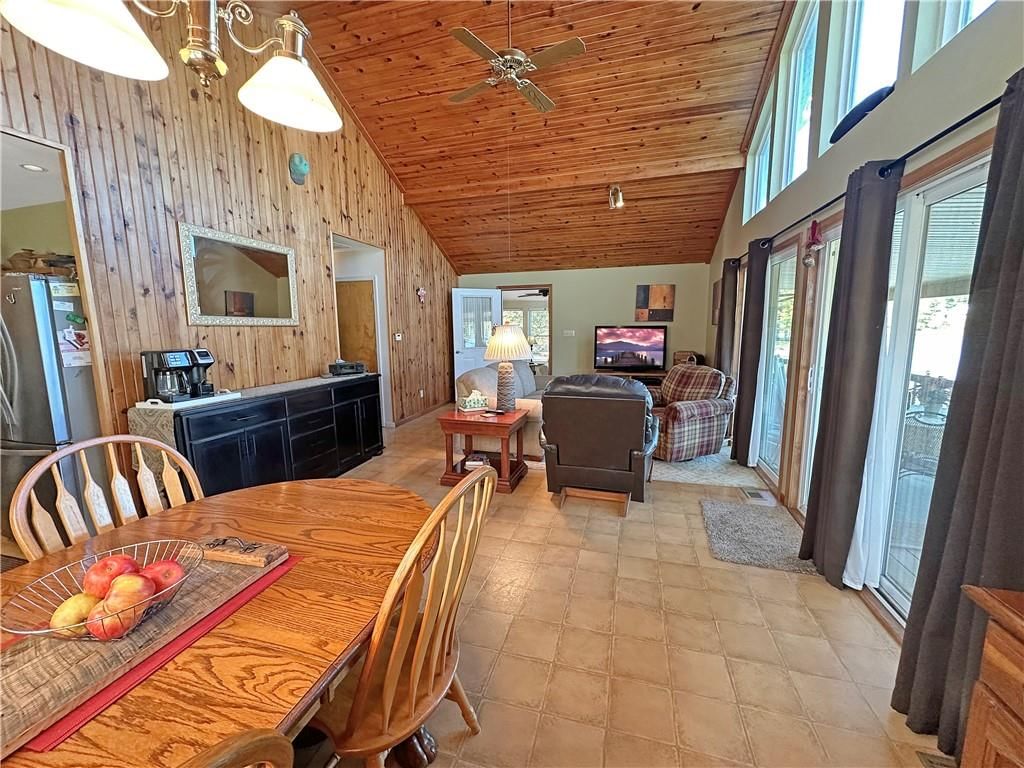 25433 Rustic Road — photo 12
