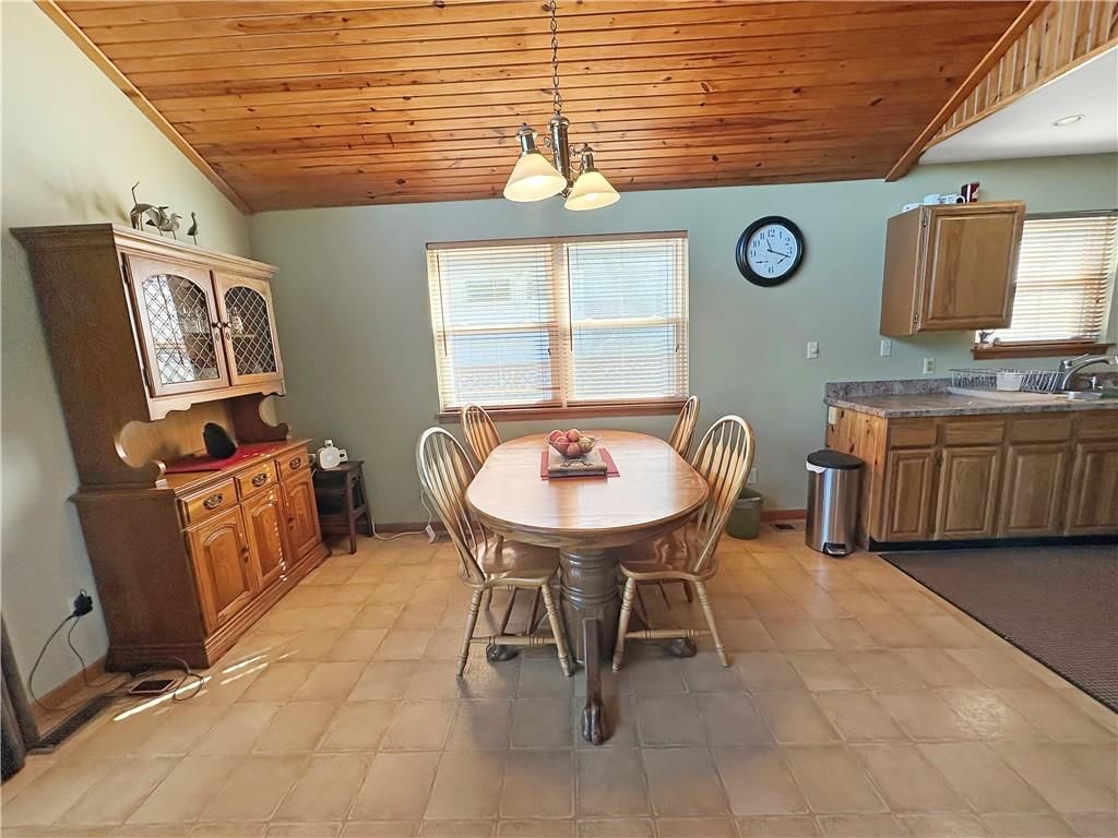 25433 Rustic Road — photo 13