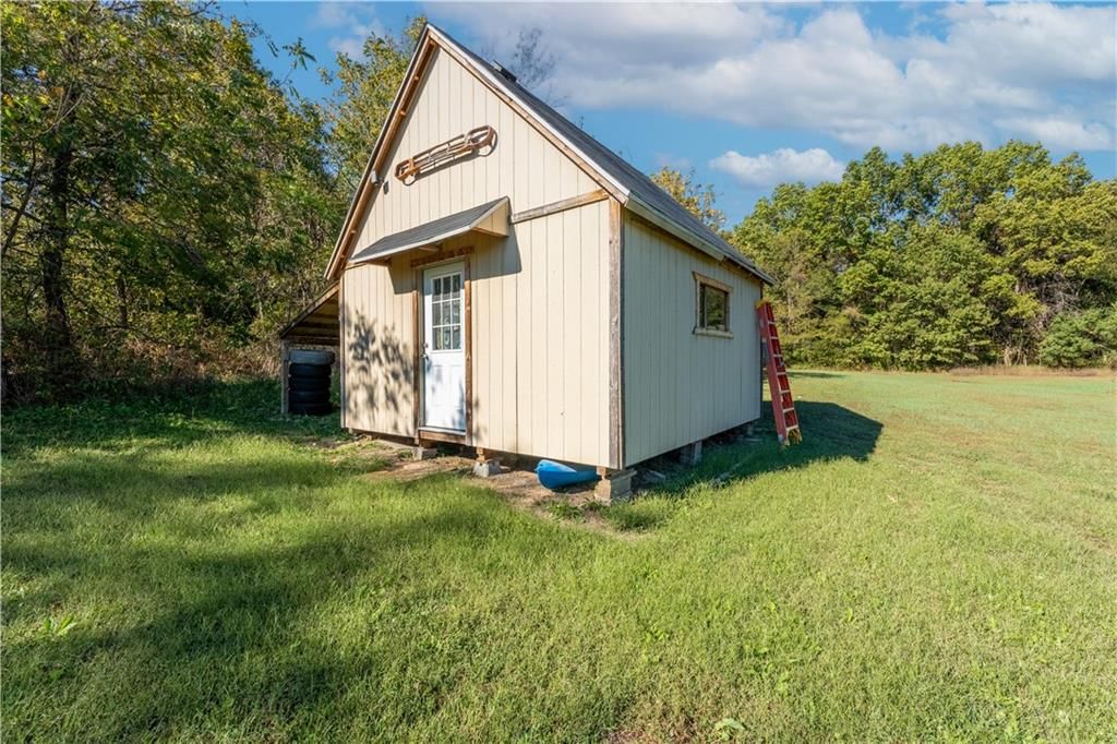501 NW 101 Road — photo 33