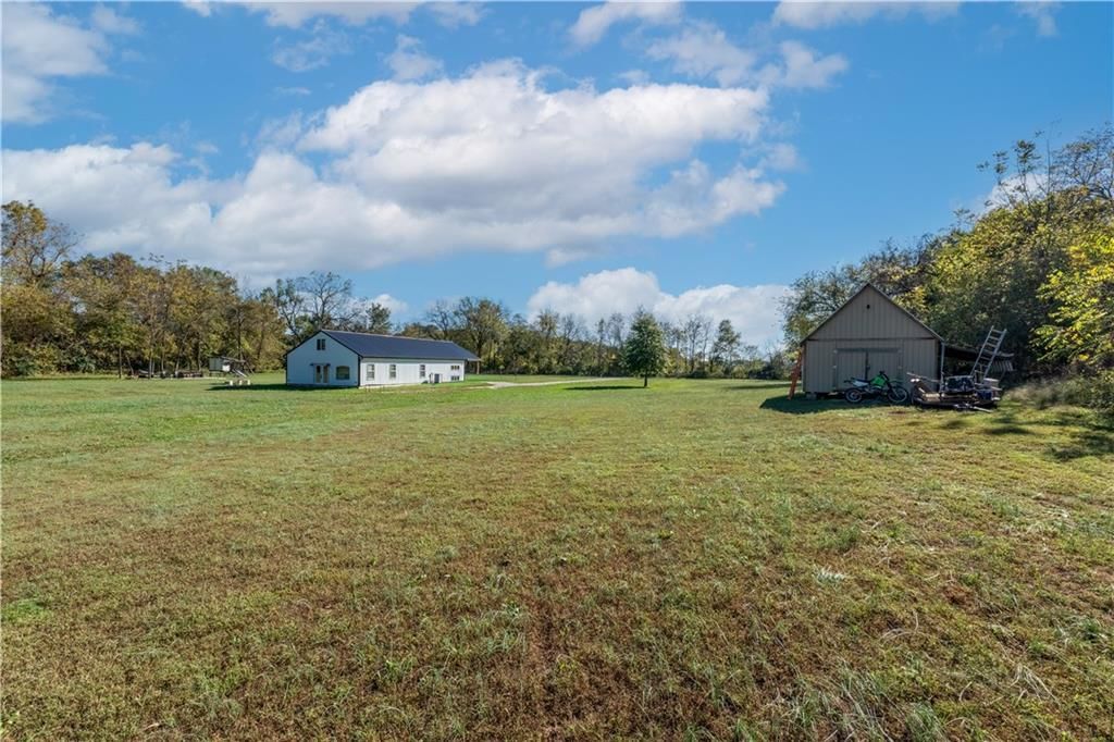 501 NW 101 Road — photo 36
