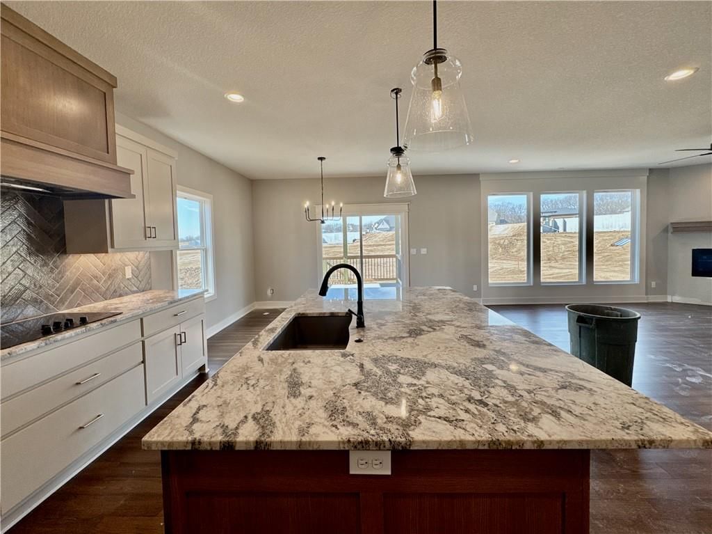 12760 NW Larkspur Lane — photo 8