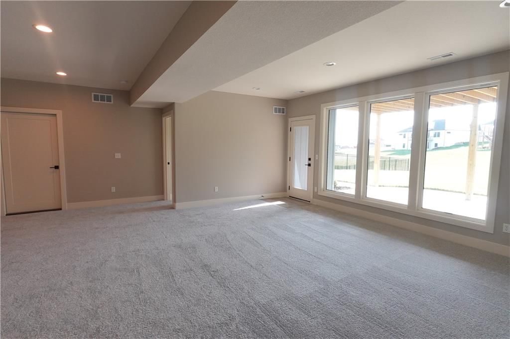 12770 NW Larkspur Lane — photo 28