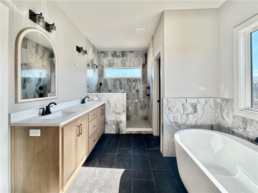 12765 NW Larkspur Lane — photo 14