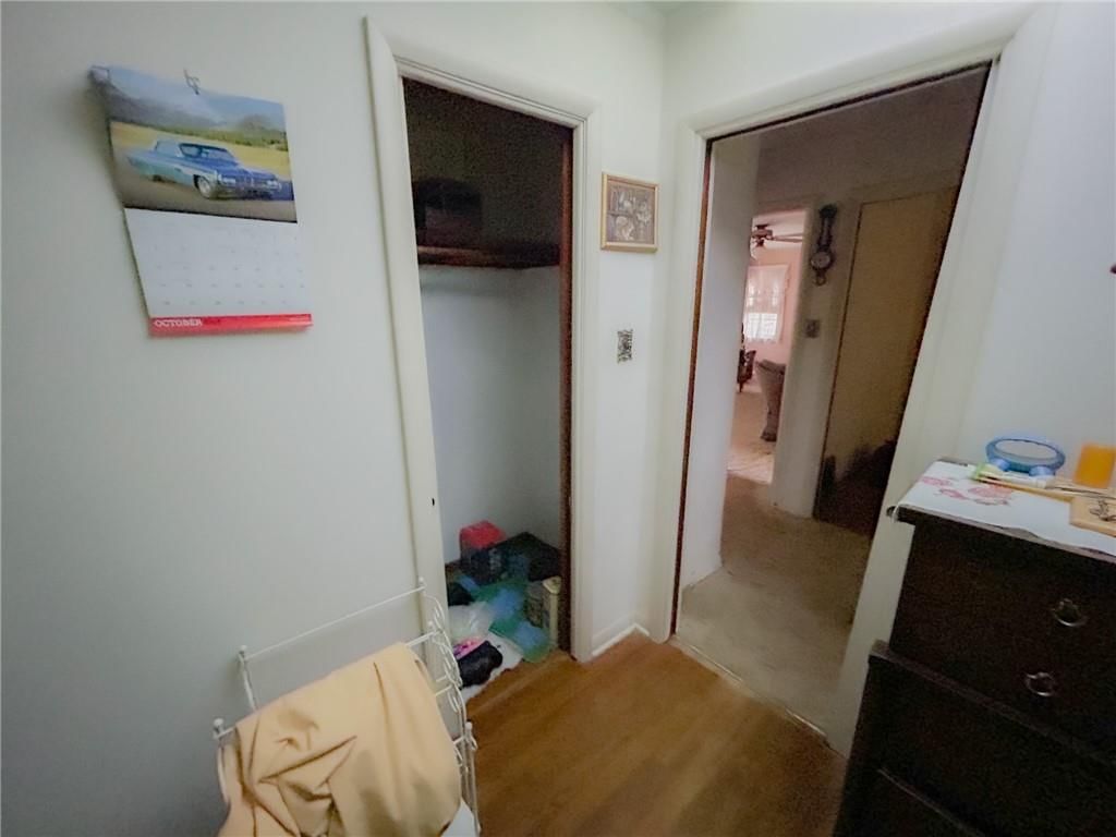 Photo 11 of 25 - 209 S 13th Street