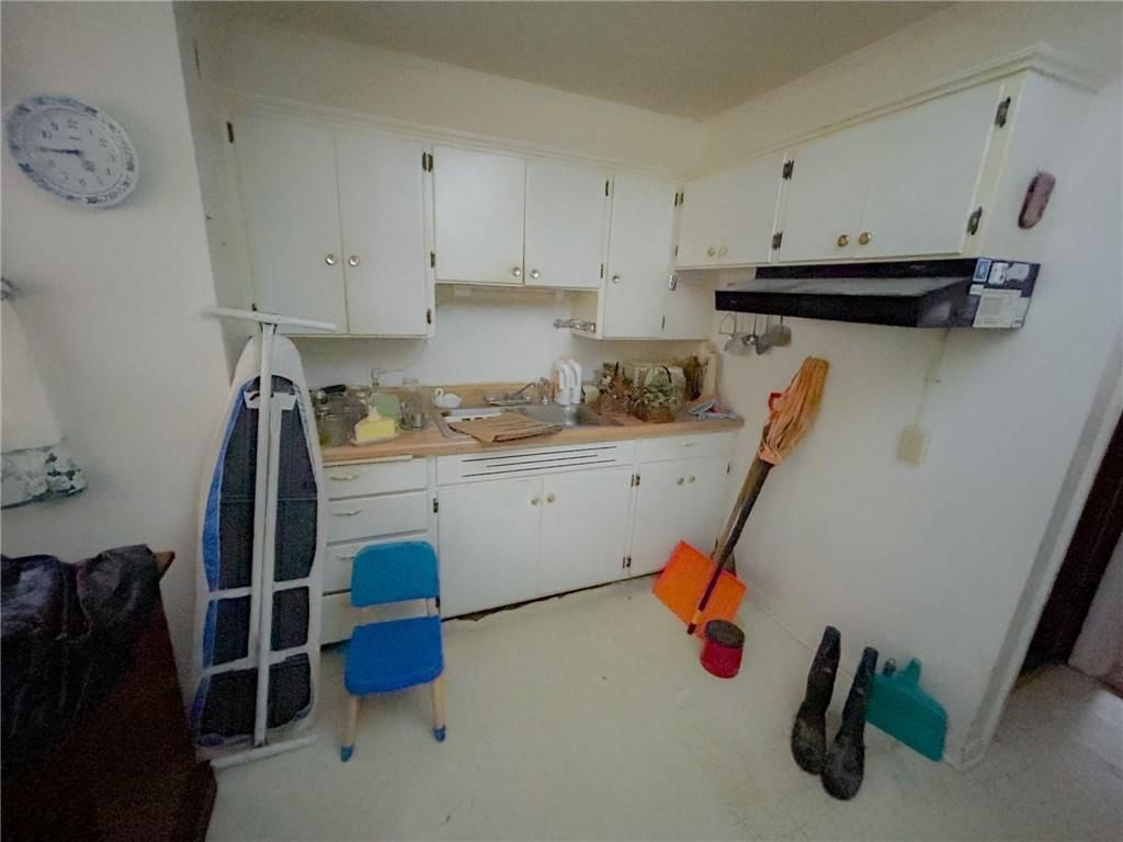 Photo 22 of 25 - 209 S 13th Street