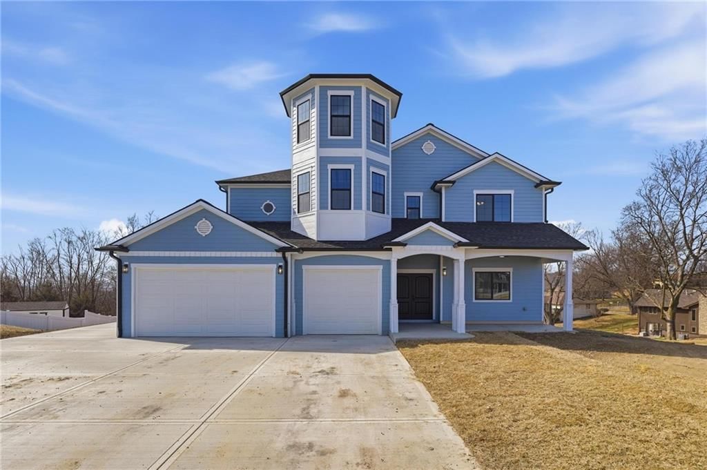 27135 Webster Court, Weston, MO