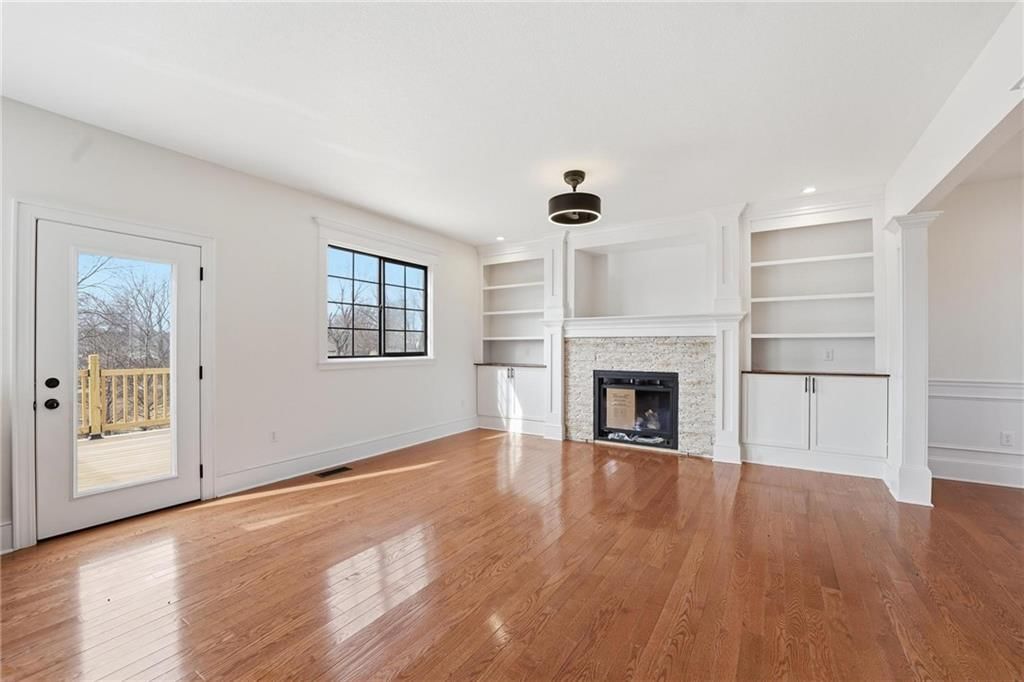 27135 Webster Court — photo 12
