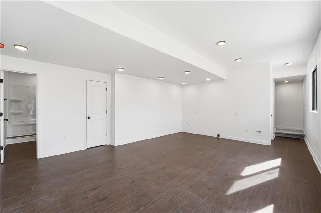 27135 Webster Court — photo 49