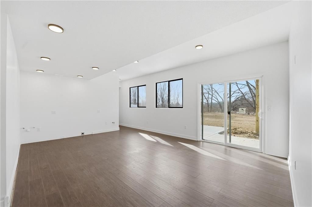 27135 Webster Court — photo 51