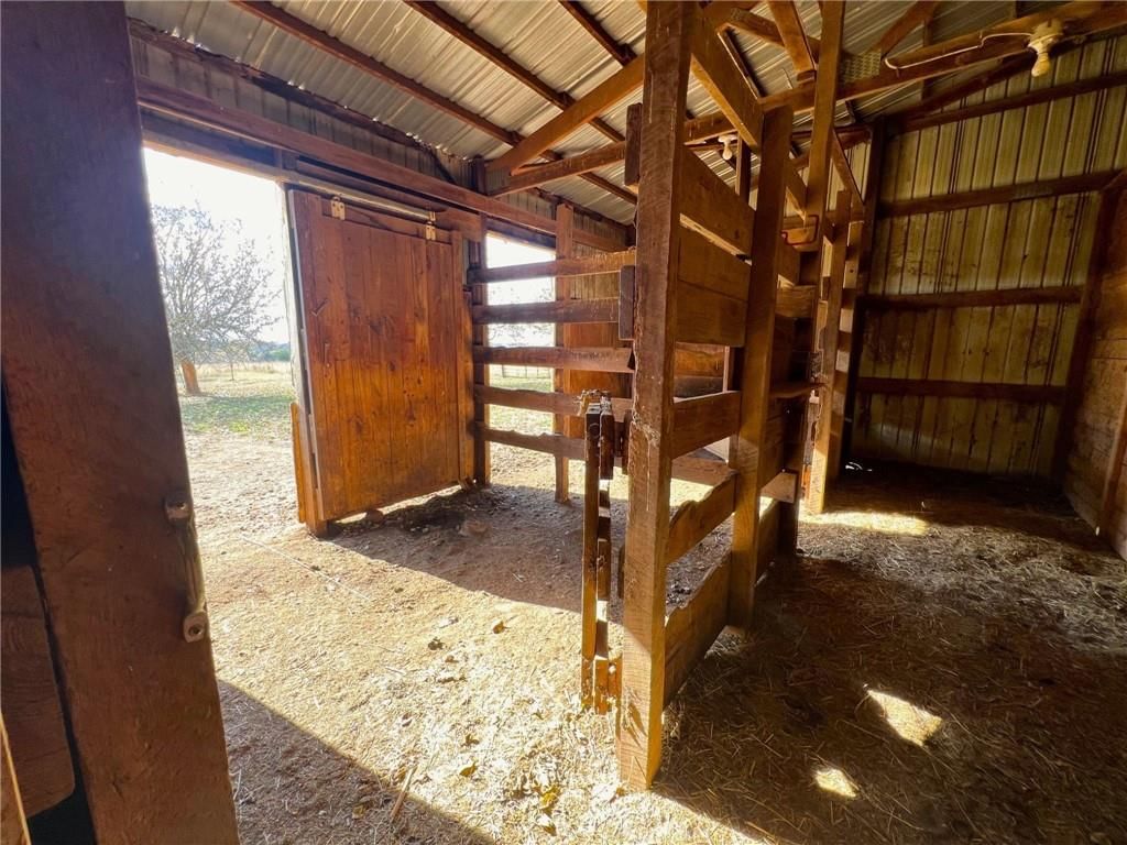125 N 1150 Road — photo 27