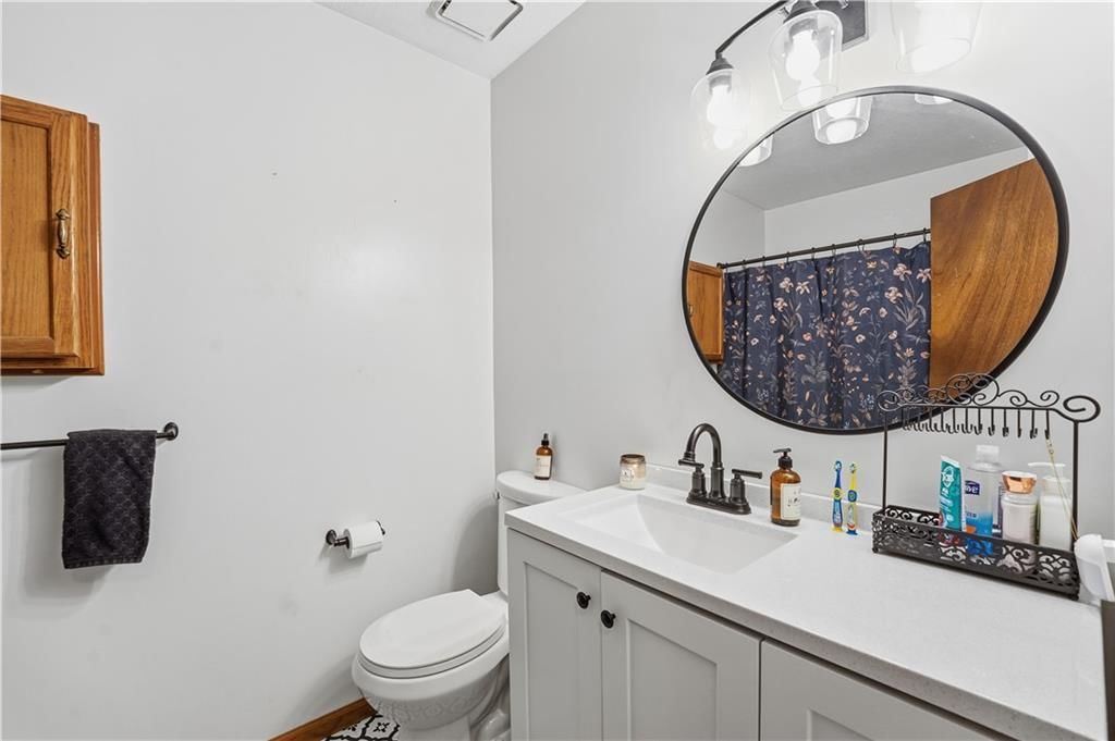 941 NE Bristol Drive — photo 17