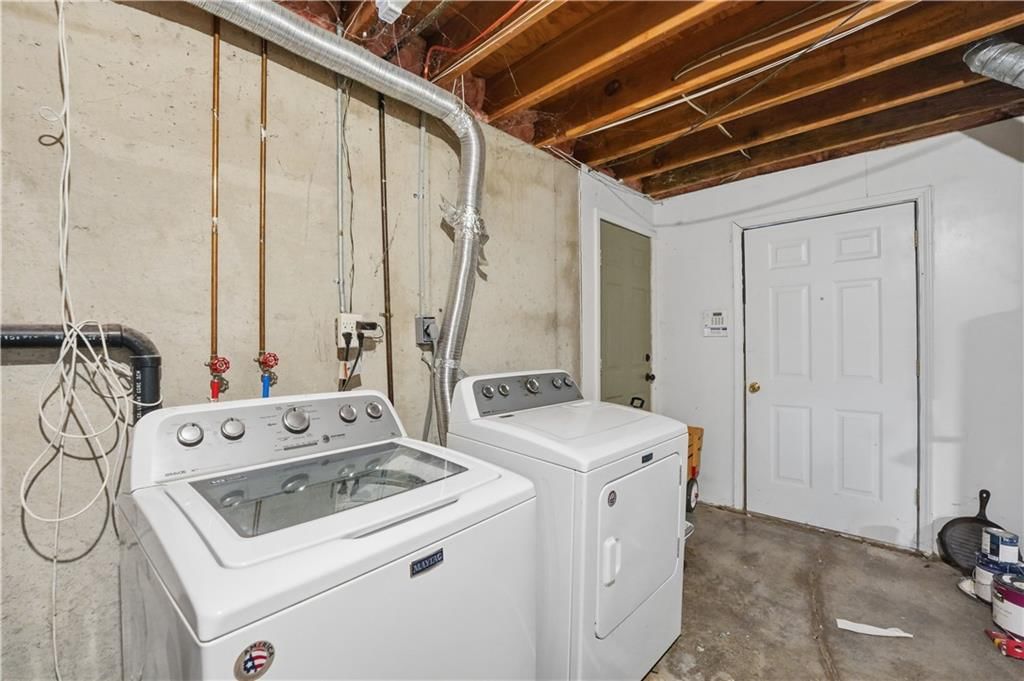 941 NE Bristol Drive — photo 25