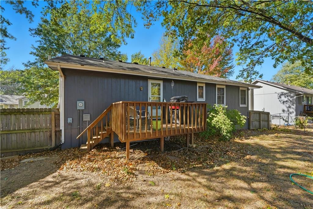 941 NE Bristol Drive — photo 26