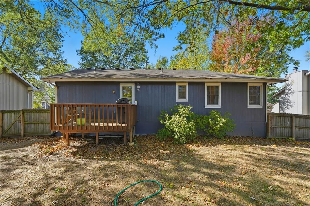 941 NE Bristol Drive — photo 27