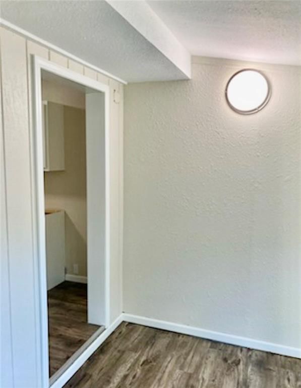 825 N Buchanan Street — photo 15
