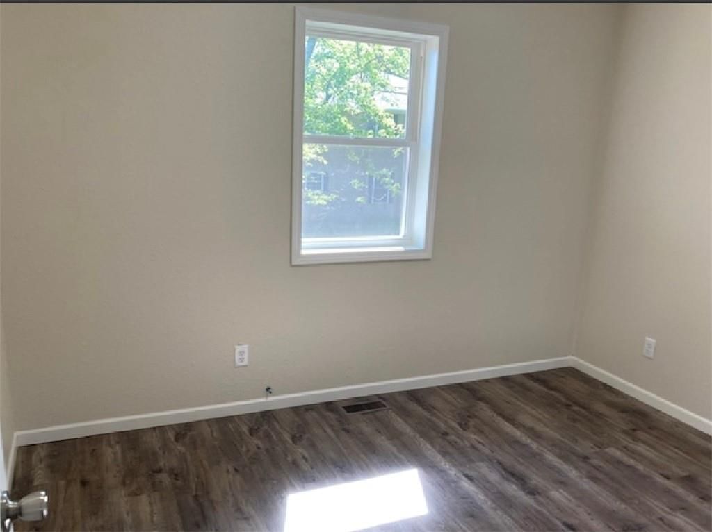 825 N Buchanan Street — photo 18