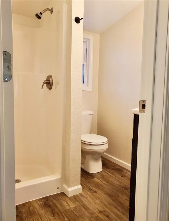 825 N Buchanan Street — photo 24
