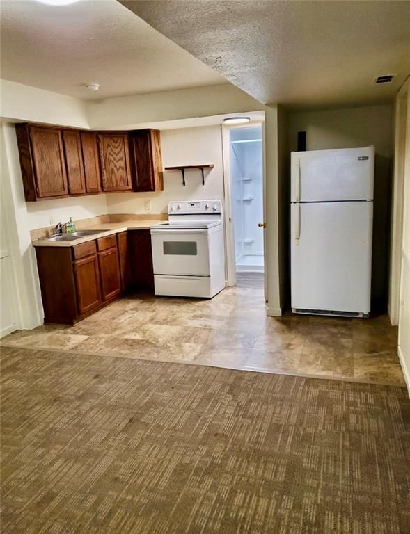 825 N Buchanan Street — photo 43