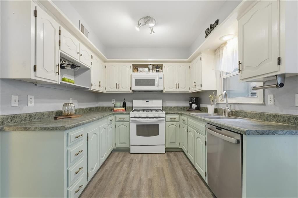 7917 Westgate Drive — photo 13