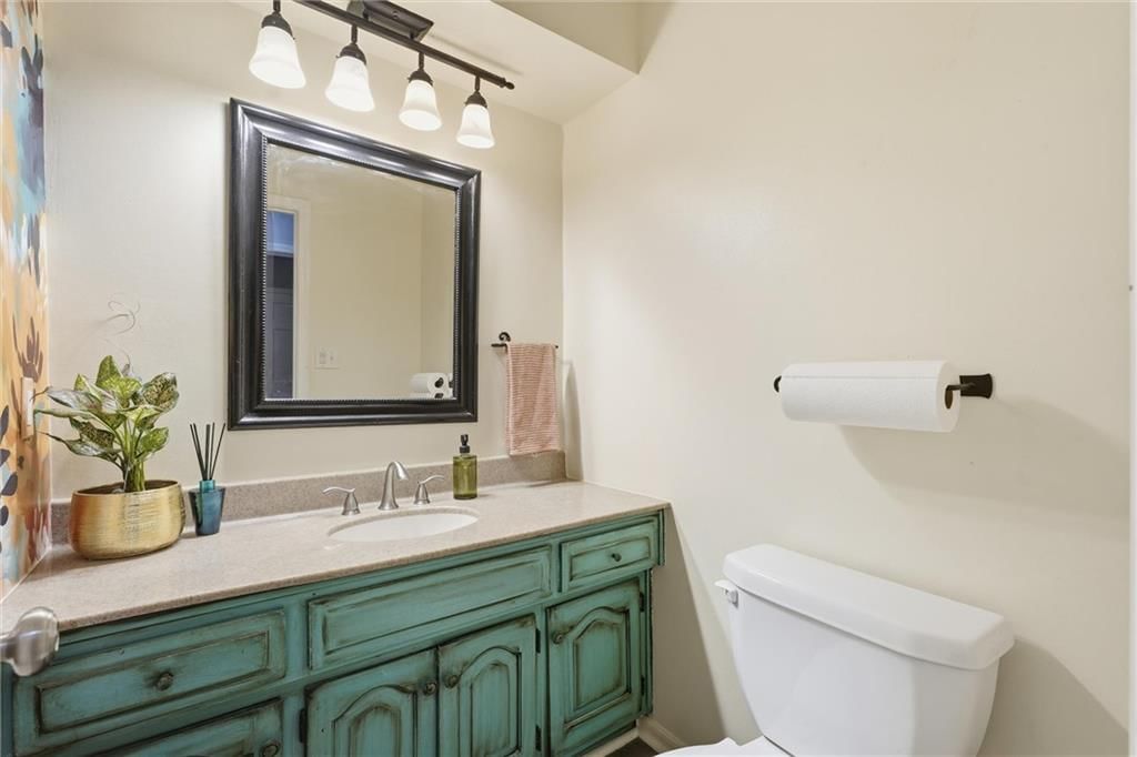 7917 Westgate Drive — photo 17