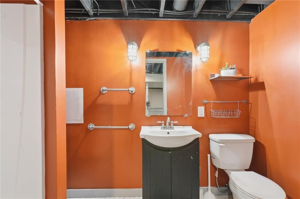 7917 Westgate Drive — photo 32